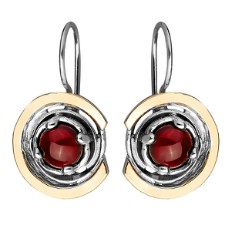 Серьги из серебра 925 пробы с гранатом Серьги из серебра 925 пробы с гранатом