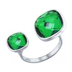 Кольцо из серебра с зелёными кристаллами Swarovski Кольцо из серебра с зелёными кристаллами Swarovski